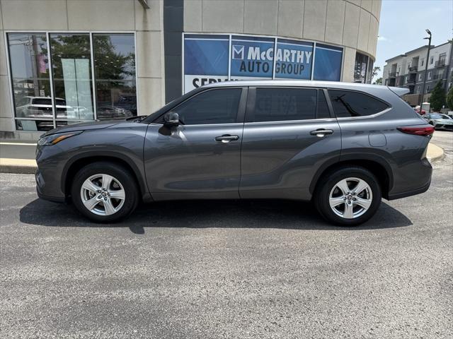 used 2023 Toyota Highlander car, priced at $34,500