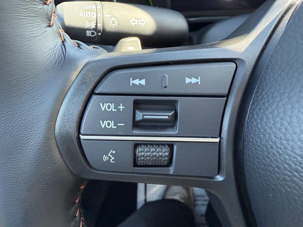 new 2026 Honda CR-V Hybrid car, priced at $41,675