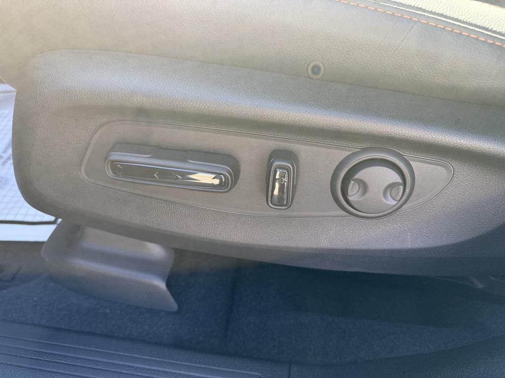 new 2026 Honda CR-V Hybrid car, priced at $41,675