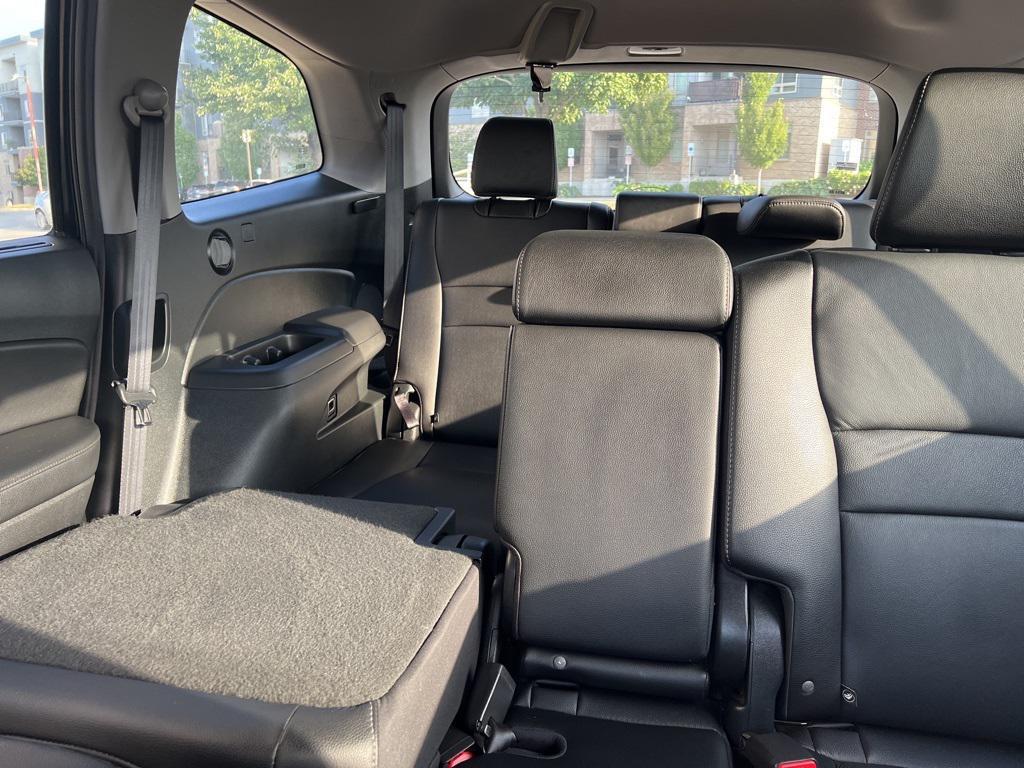 used 2022 Honda Pilot car, priced at $29,800