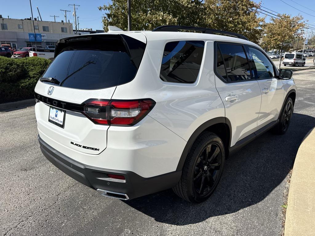 new 2025 Honda Pilot car, priced at $56,530