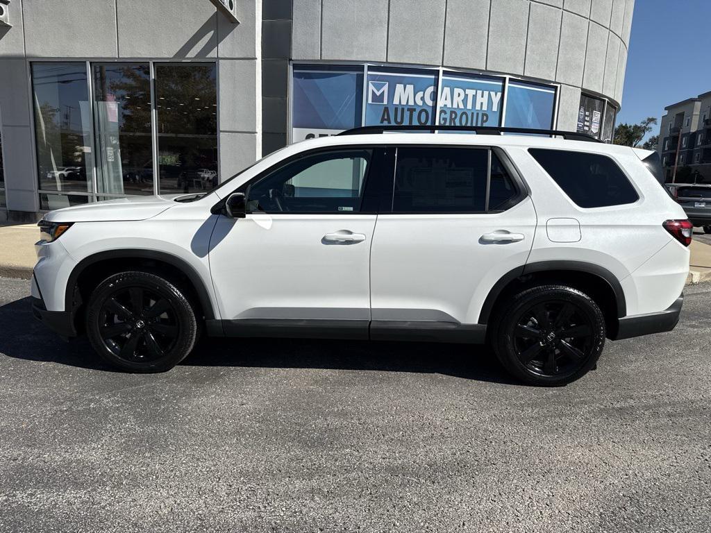 new 2025 Honda Pilot car, priced at $56,530