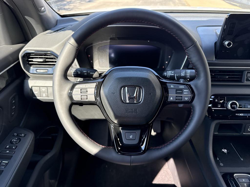 new 2025 Honda Pilot car, priced at $56,530