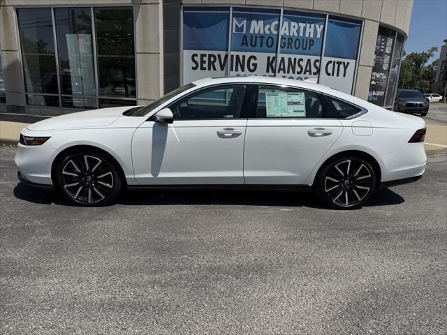 new 2025 Honda Accord Hybrid car, priced at $40,155