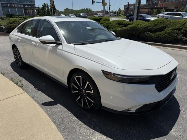 new 2025 Honda Accord Hybrid car, priced at $40,155