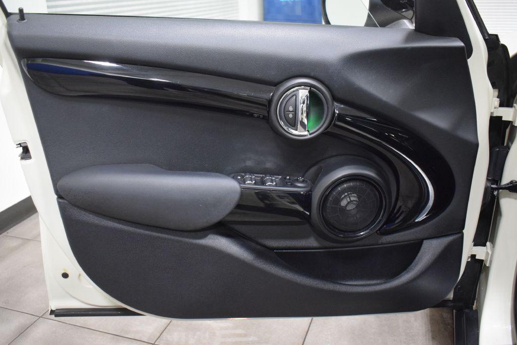 used 2019 MINI Hardtop car, priced at $18,097