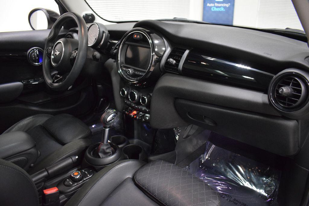 used 2019 MINI Hardtop car, priced at $18,097