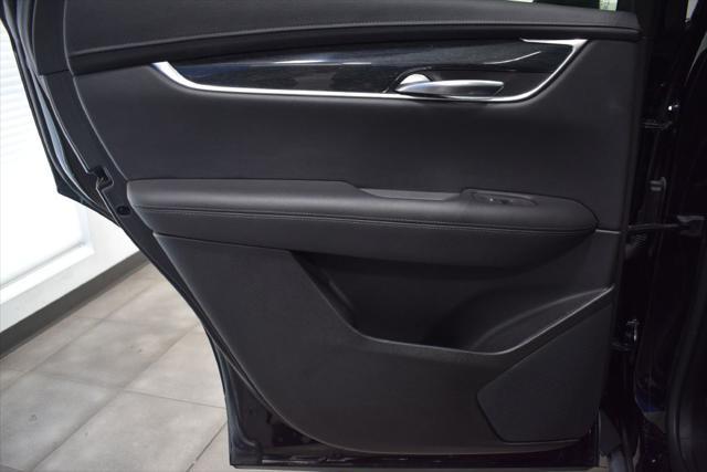 used 2022 Cadillac XT5 car, priced at $29,374