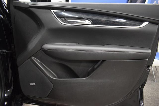used 2022 Cadillac XT5 car, priced at $29,374