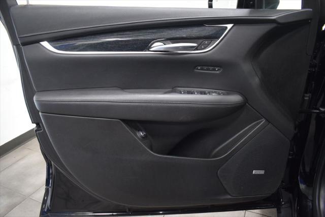 used 2022 Cadillac XT5 car, priced at $29,374