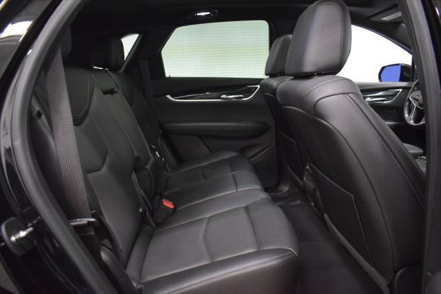 used 2022 Cadillac XT5 car, priced at $29,374