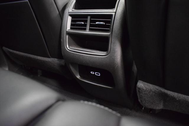 used 2022 Cadillac XT5 car, priced at $29,374