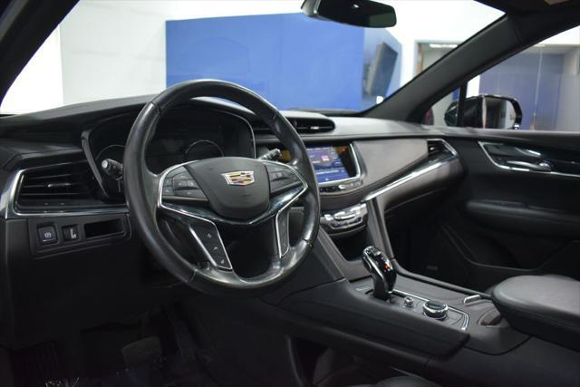 used 2022 Cadillac XT5 car, priced at $29,374
