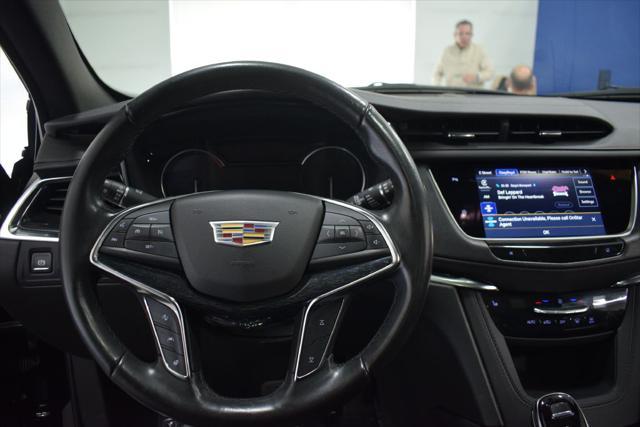 used 2022 Cadillac XT5 car, priced at $29,374
