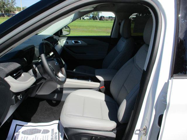 new 2025 Ford Explorer car, priced at $49,760