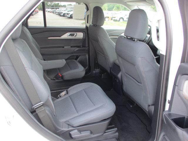 new 2025 Ford Explorer car, priced at $42,175