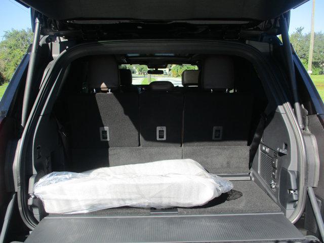 new 2025 Ford Expedition car, priced at $86,755