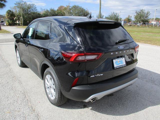 new 2025 Ford Escape car, priced at $29,990