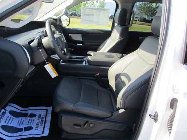 new 2025 Ford Expedition car, priced at $69,205