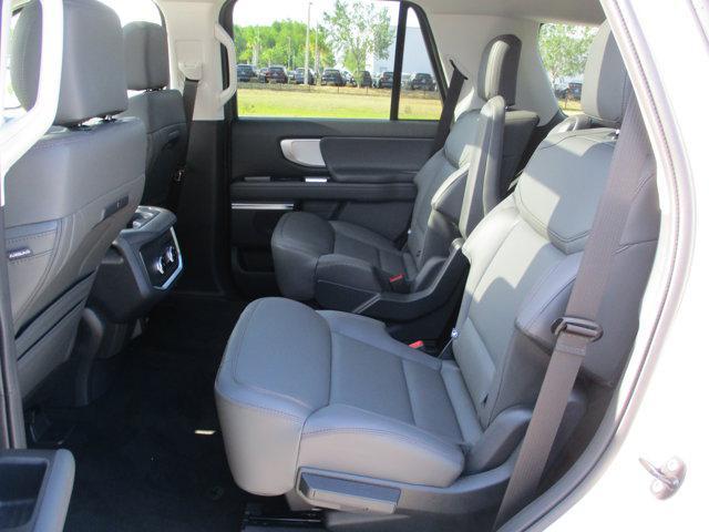 new 2025 Ford Expedition car, priced at $69,205