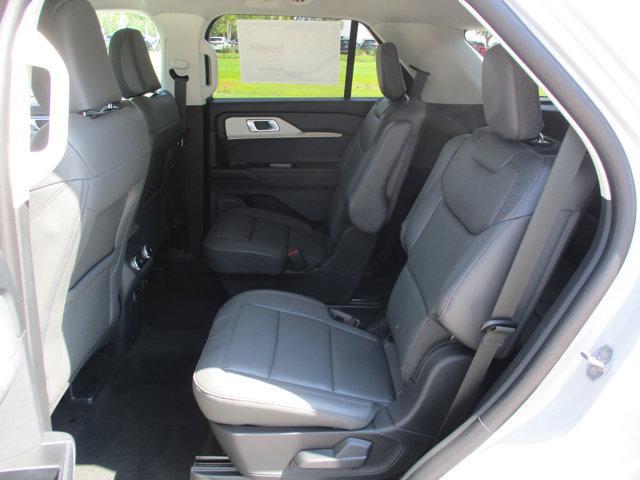 new 2025 Ford Explorer car, priced at $45,720