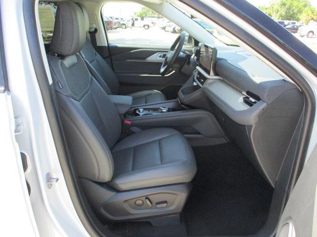 new 2025 Ford Explorer car, priced at $45,720
