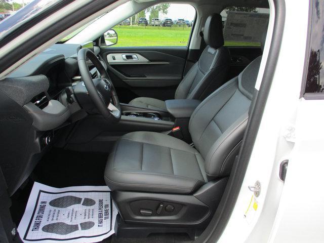 new 2025 Ford Explorer car, priced at $46,060