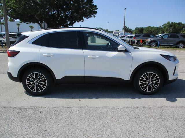 new 2025 Ford Escape PHEV car, priced at $40,225
