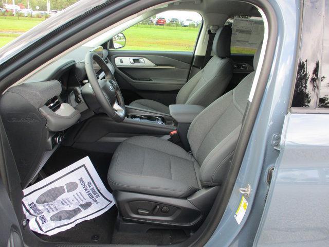 new 2025 Ford Explorer car, priced at $42,250