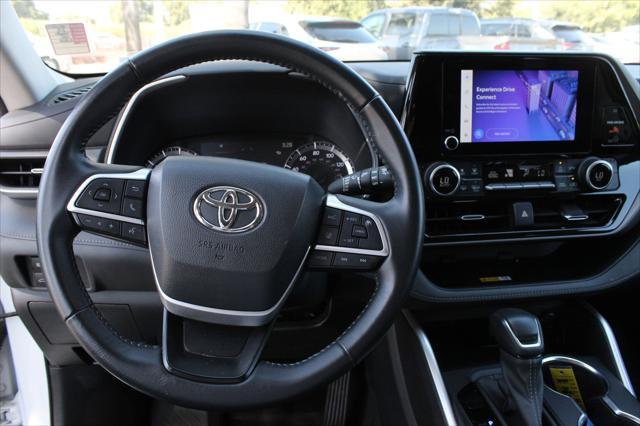 used 2023 Toyota Highlander car, priced at $34,985