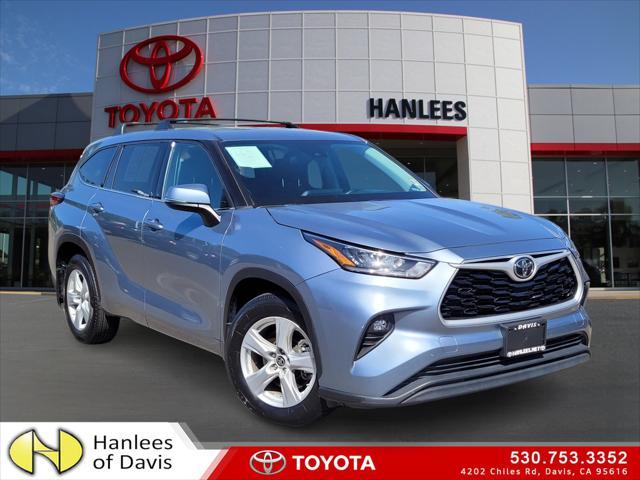 used 2020 Toyota Highlander car, priced at $28,985