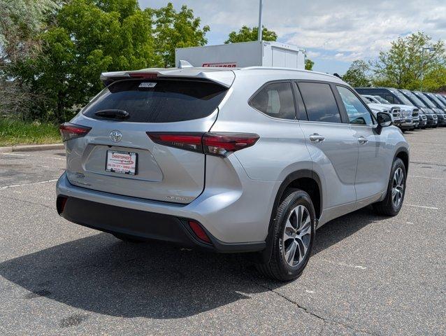 used 2024 Toyota Highlander car, priced at $41,992