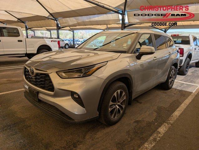 used 2024 Toyota Highlander car, priced at $43,962