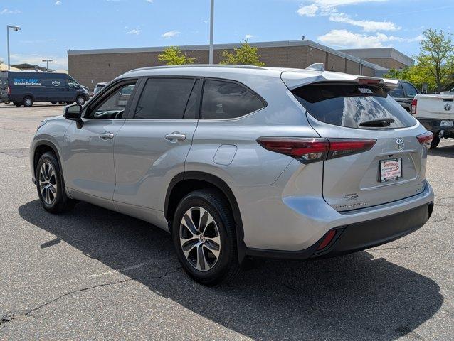 used 2024 Toyota Highlander car, priced at $41,992