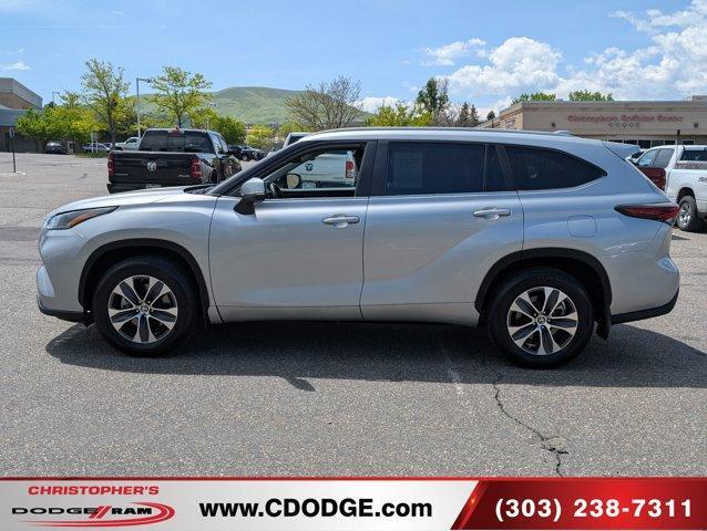 used 2024 Toyota Highlander car, priced at $40,983
