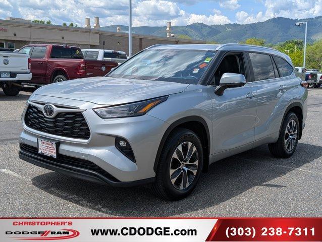 used 2024 Toyota Highlander car, priced at $40,983