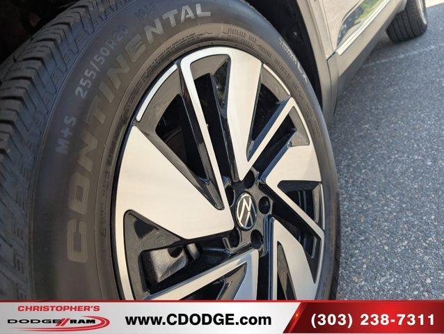 used 2024 Volkswagen Atlas car, priced at $36,968