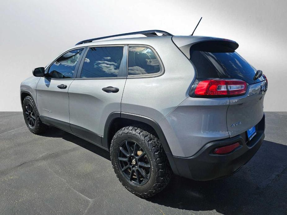 used 2015 Jeep Cherokee car, priced at $8,788