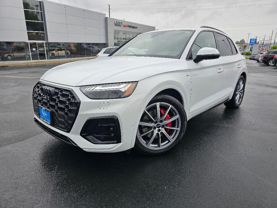 new 2024 Audi Q5 e car, priced at $75,695