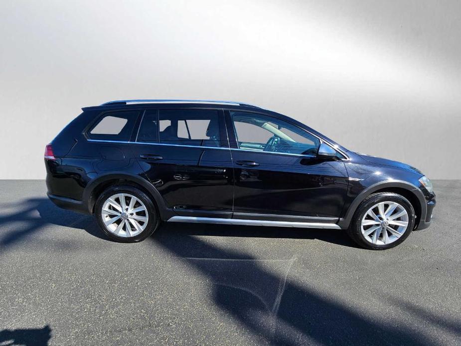 used 2019 Volkswagen Golf Alltrack car, priced at $24,590