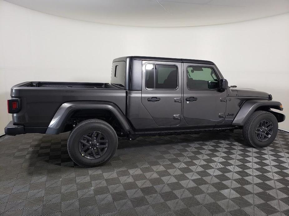 new 2024 Jeep Gladiator car, priced at $41,207