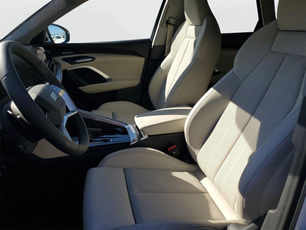 new 2025 Audi Q5 car, priced at $54,396