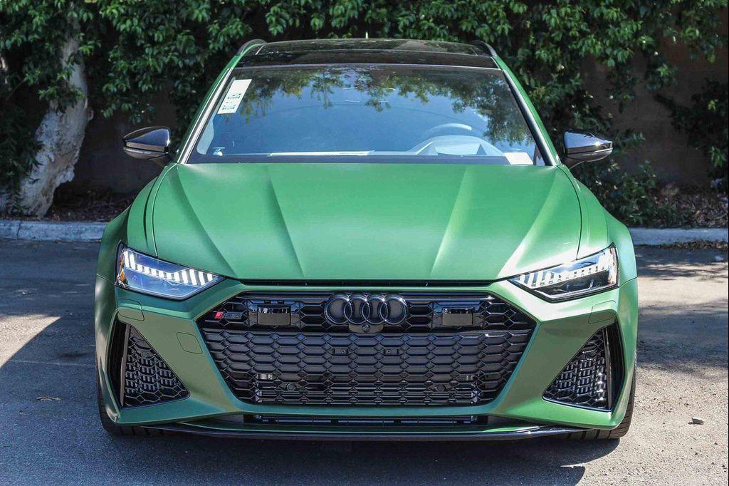 new 2025 Audi RS 6 Avant car, priced at $158,490