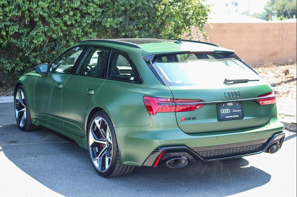 new 2025 Audi RS 6 Avant car, priced at $158,490