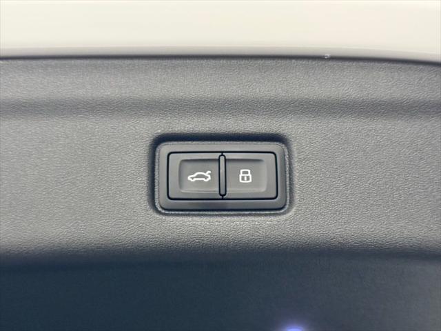 new 2025 Audi Q6 e-tron car, priced at $70,210