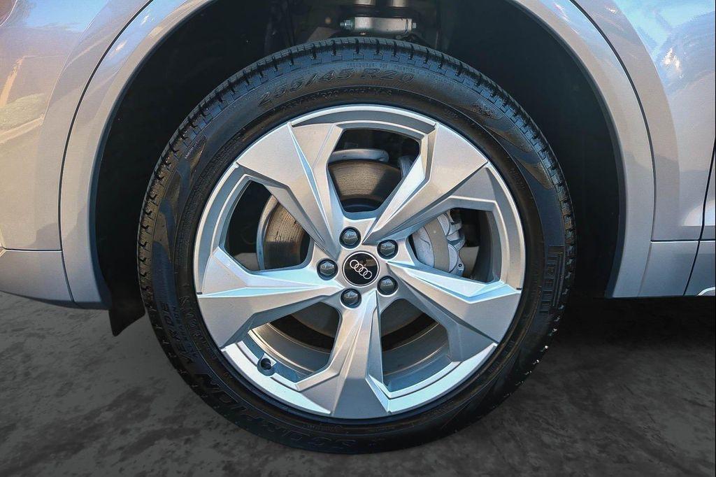 used 2025 Audi Q5 car, priced at $44,018