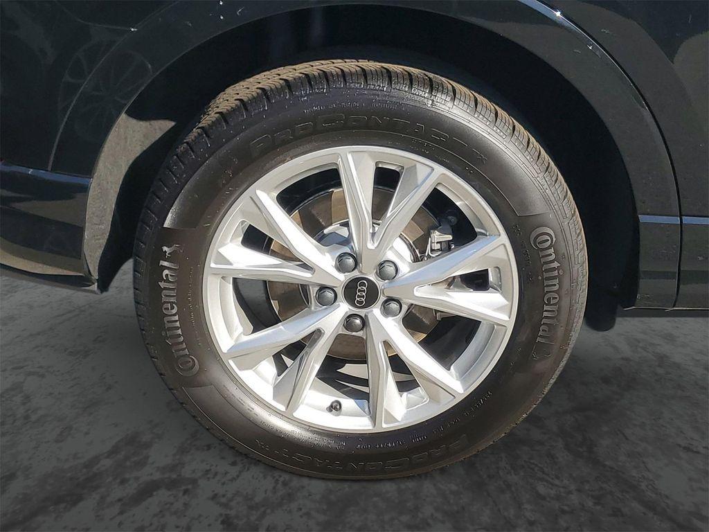 new 2025 Audi Q3 car, priced at $39,532