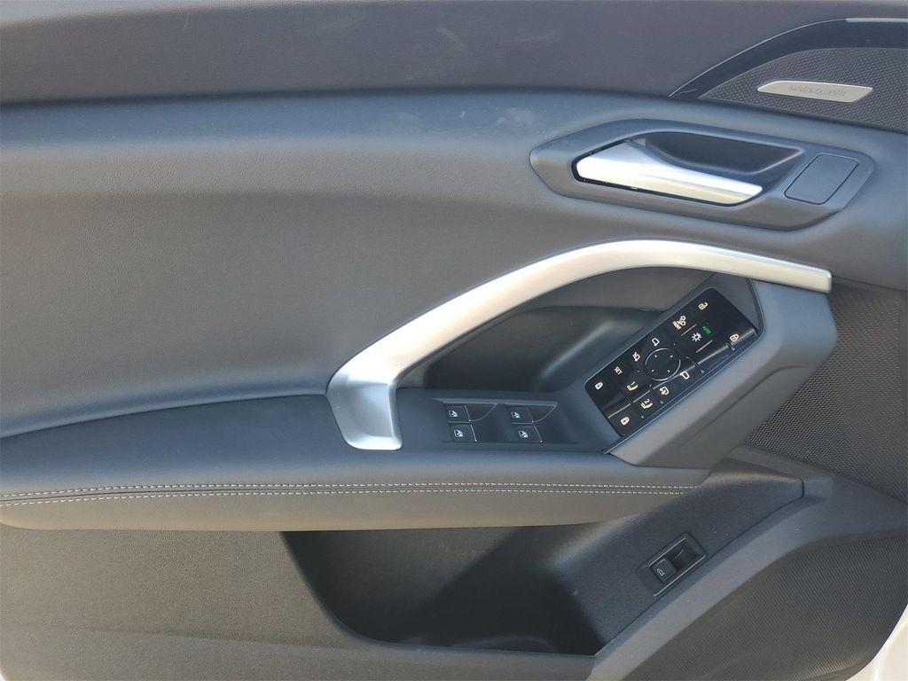 new 2025 Audi Q5 car, priced at $55,701