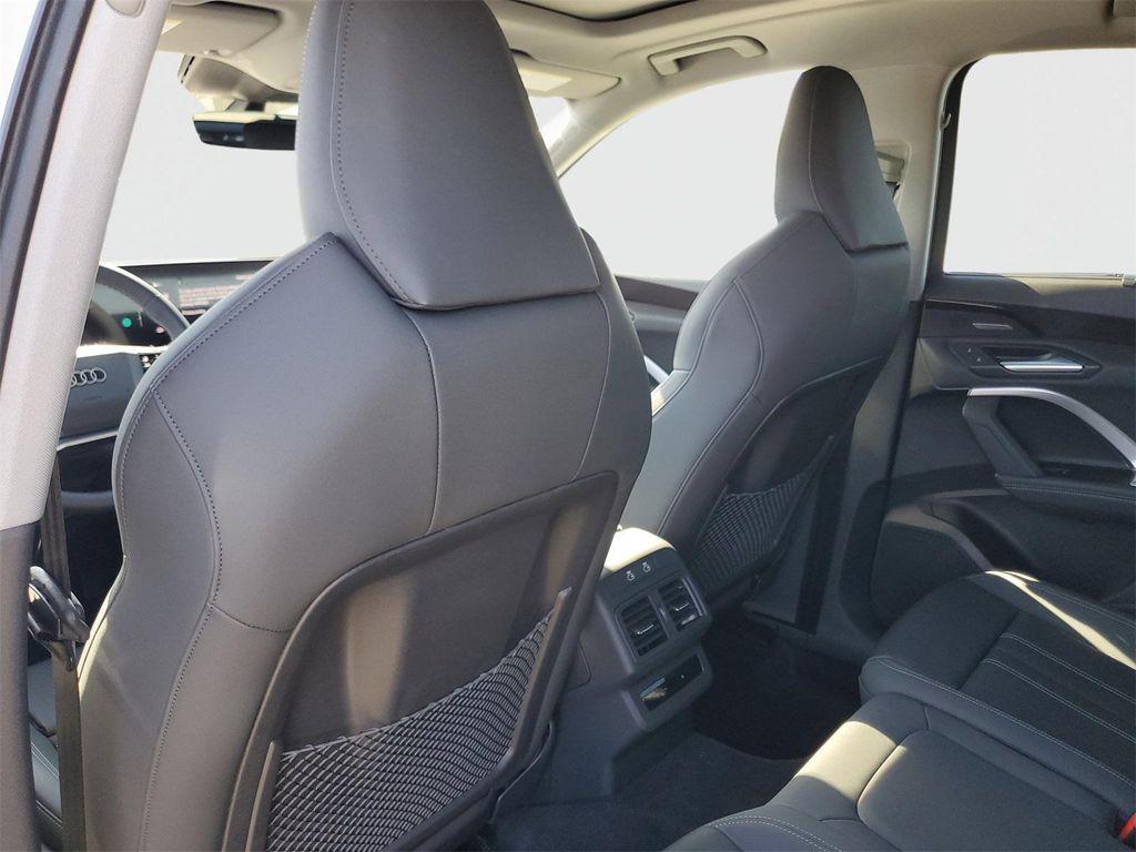 new 2025 Audi Q5 car, priced at $55,701