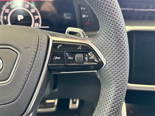 new 2025 Audi RS 6 Avant car, priced at $151,740